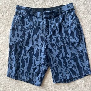 Nike Men's Blue Patterned Shorts